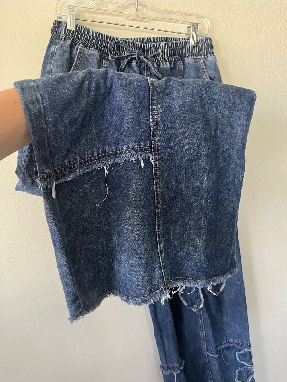 Medium Blue Wide Leg Stretchy Waistband Floral Appliqué Jeans Women's Size L - Picture 10 of 16